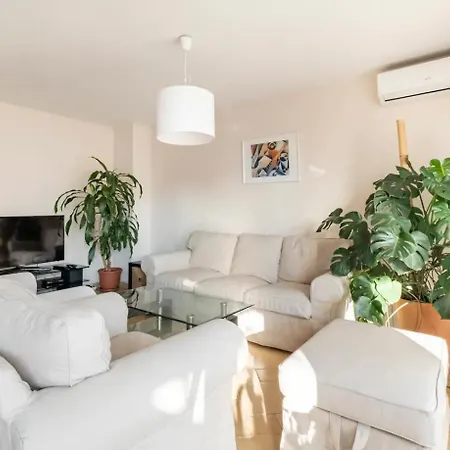 2bdr Duplex With Parking Appartement