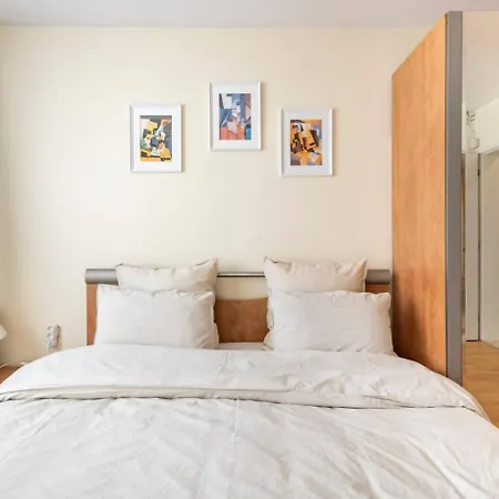 2bdr Duplex With Parking Apartamento