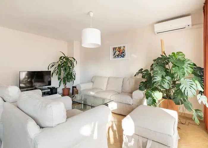 2bdr Duplex With Parking Apartment